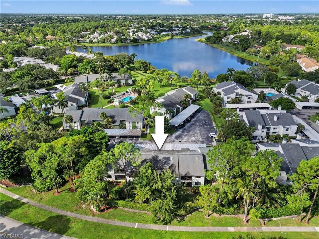 3006 Kings Lake Blvd 3006, NAPLES