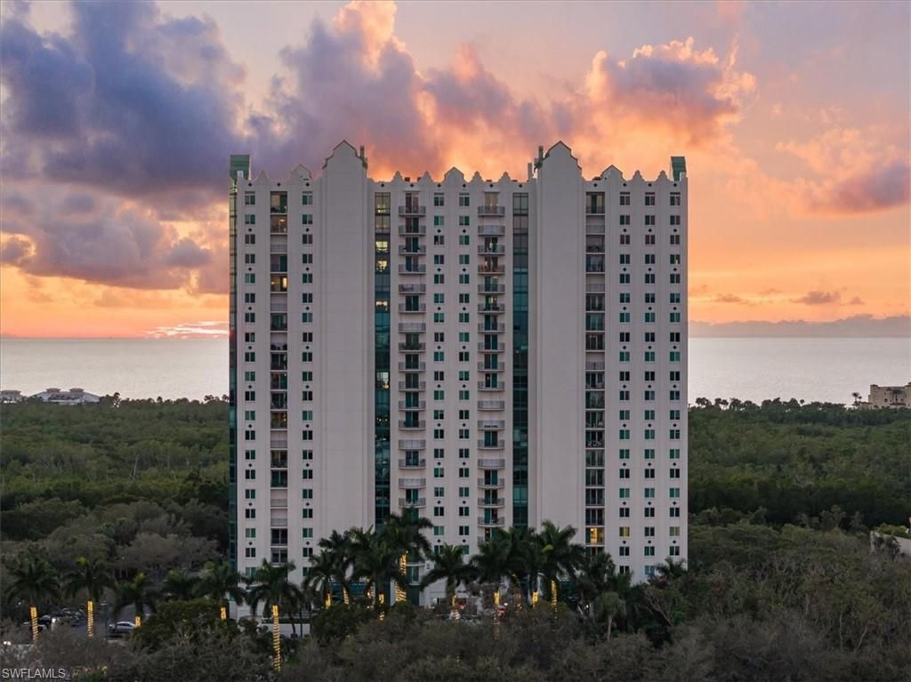 7515 Pelican Bay Blvd 6b, NAPLES