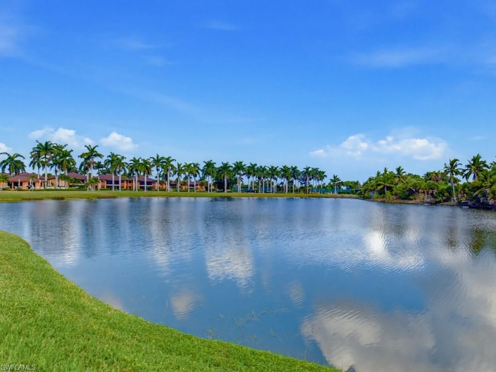 1544 Mainsail Dr 7, NAPLES
