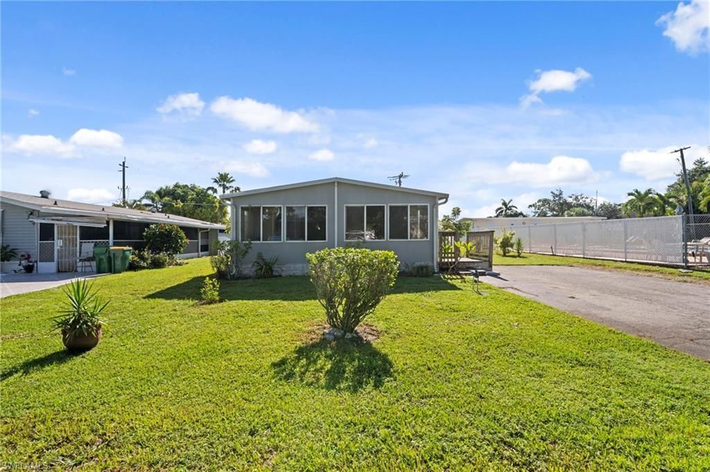 308 Cape Sable Dr, NAPLES