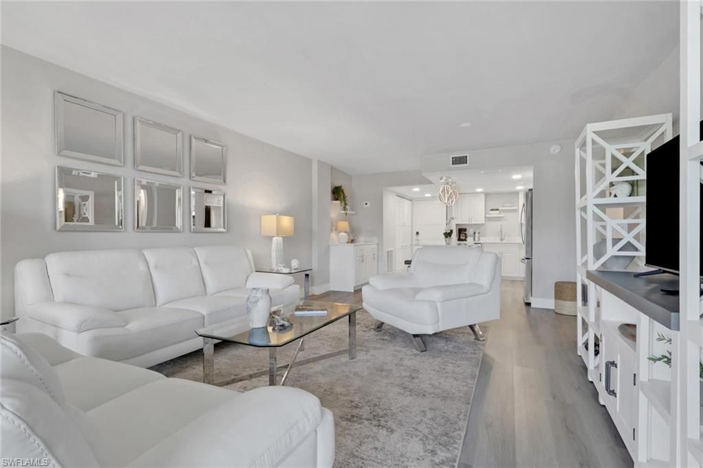 3 Bluebill Ave 107, NAPLES
