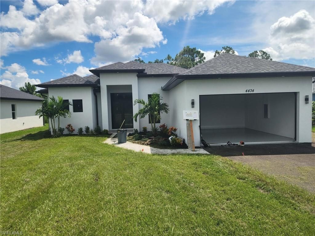 4434 8th St Ne, NAPLES