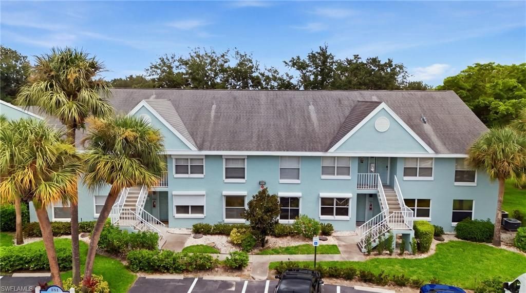 181 Grand Oaks Way 202, NAPLES