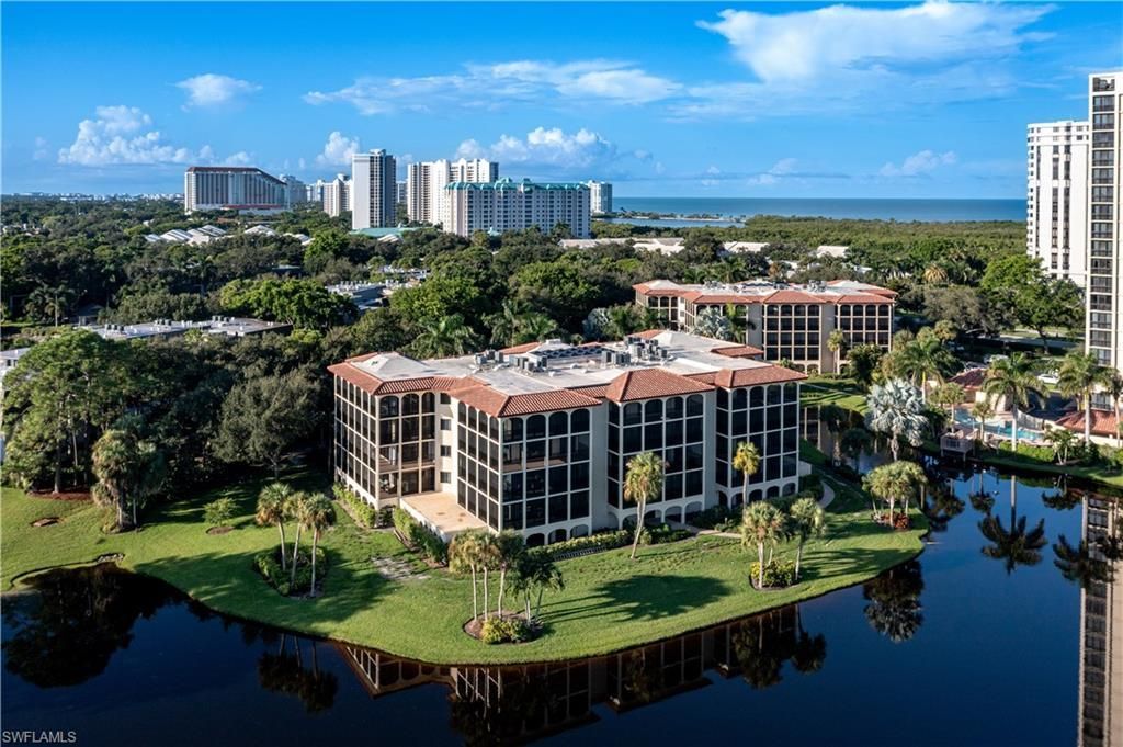 6020 Pelican Bay Blvd 404, NAPLES