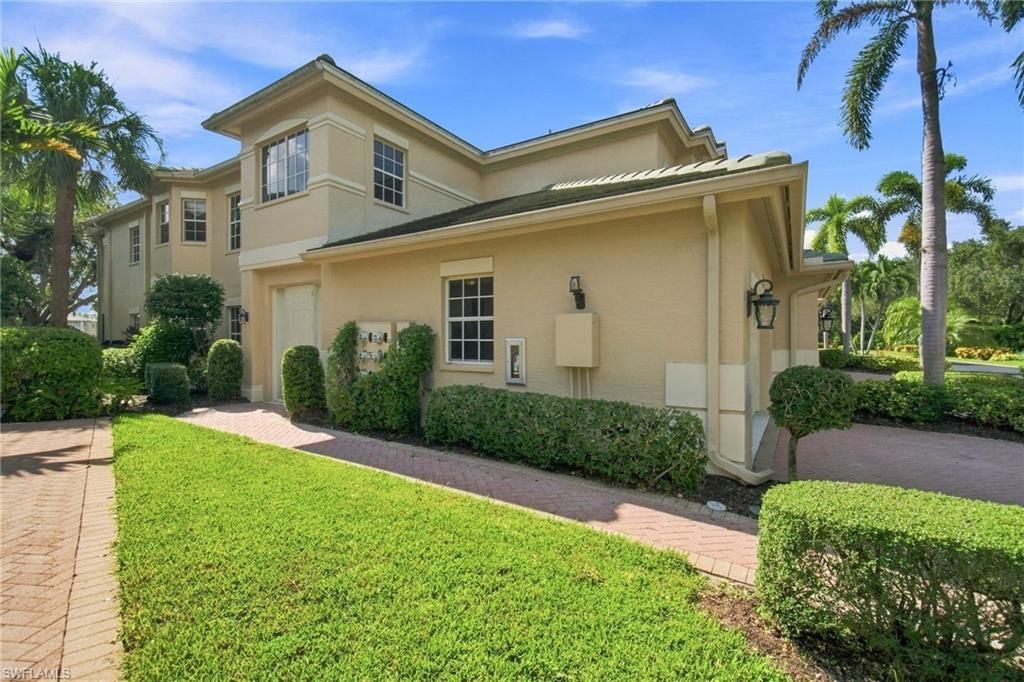 620 Vintage Reserve Ln C, NAPLES