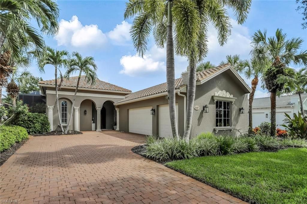 3137 Terramar Dr, NAPLES