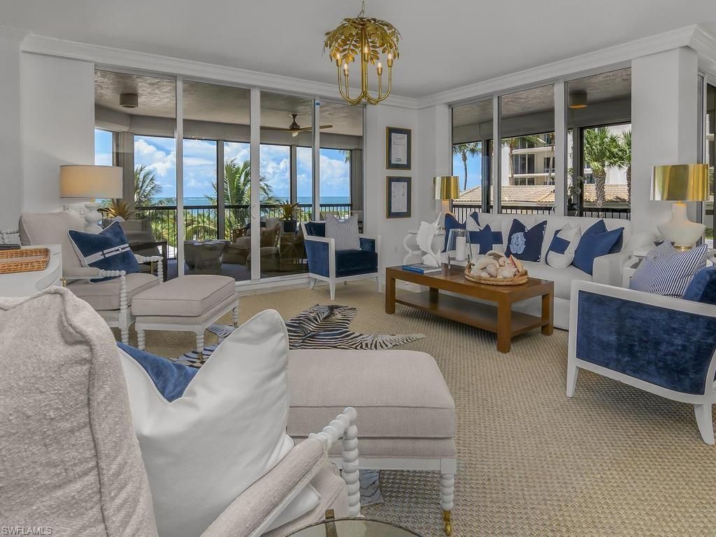 8473 Bay Colony Dr 304, NAPLES