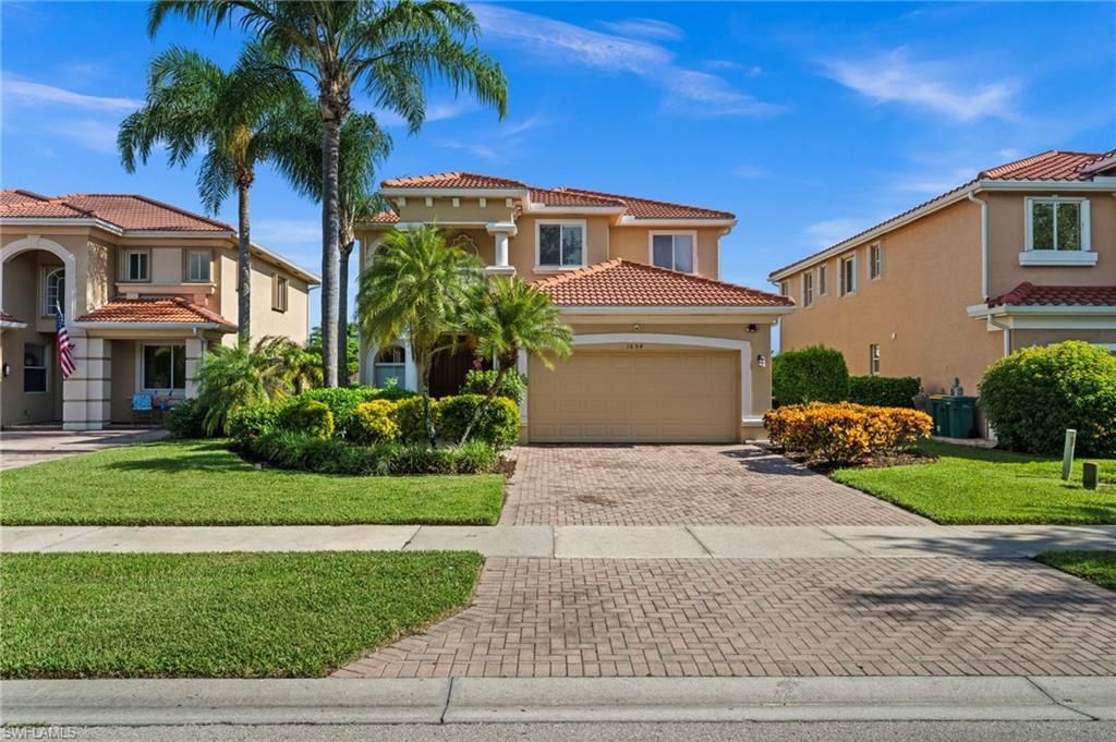 1654 Birdie Dr, NAPLES