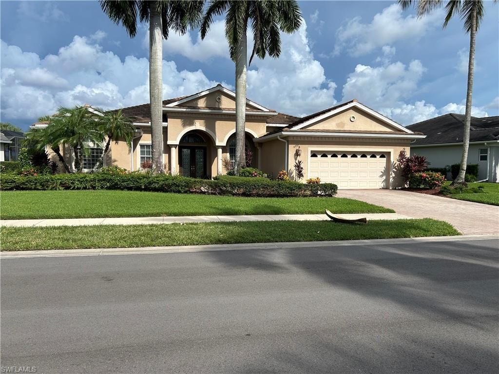 4991 Cerromar Dr, NAPLES