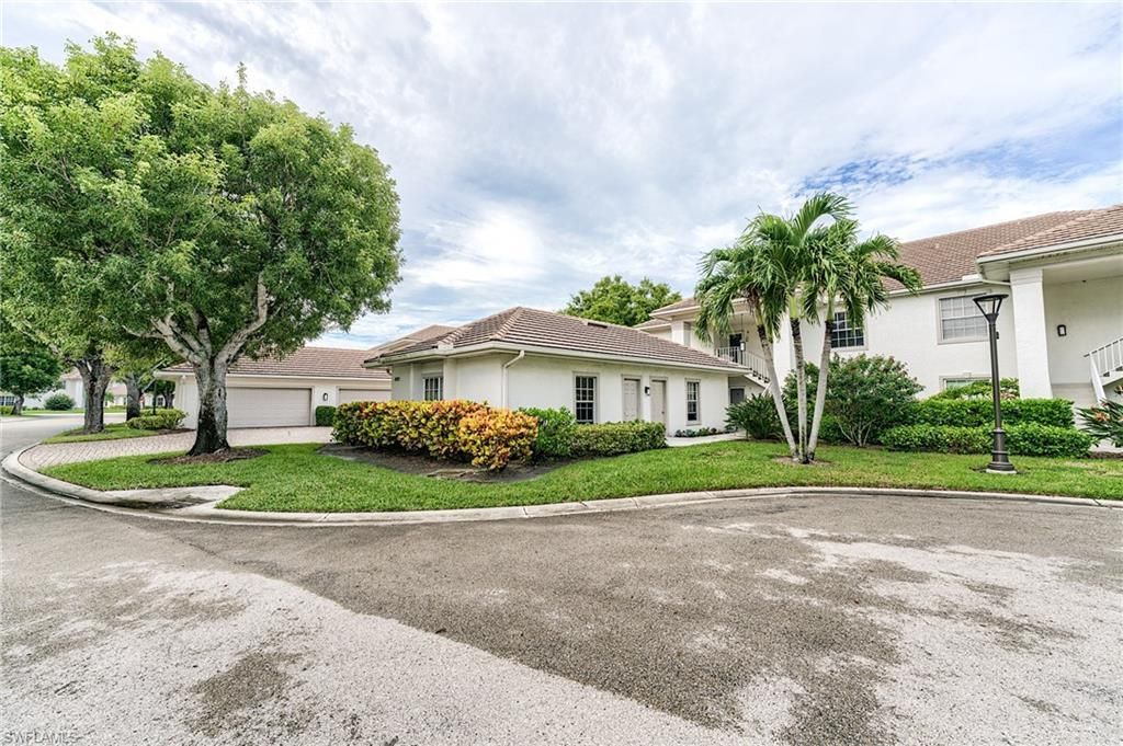 8311 Grand Palm Dr 1, ESTERO