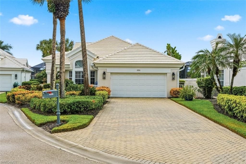 15259 Devon Green Ln, NAPLES