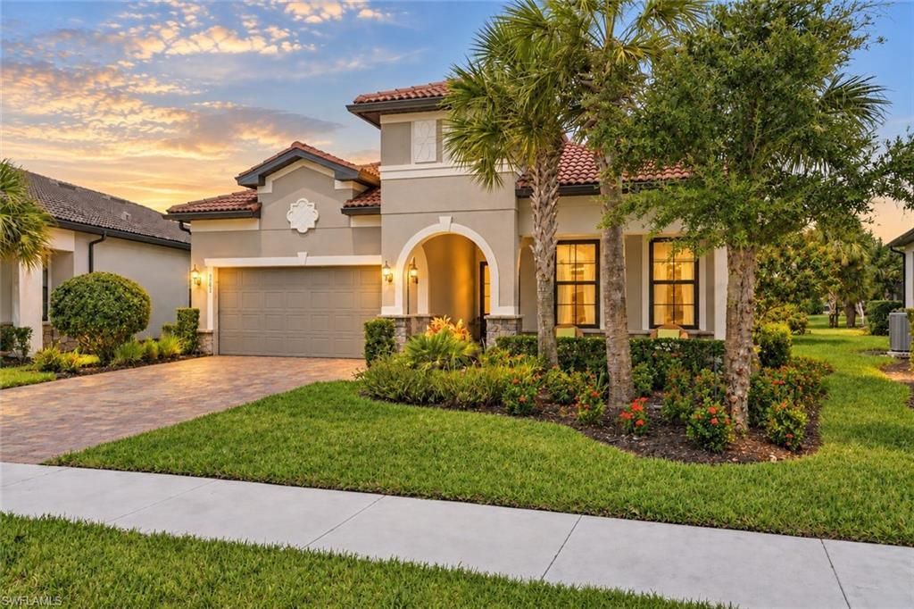 8881 Horned Lark Dr, NAPLES