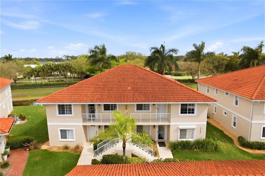 1723 Reuven Cir 2004, NAPLES