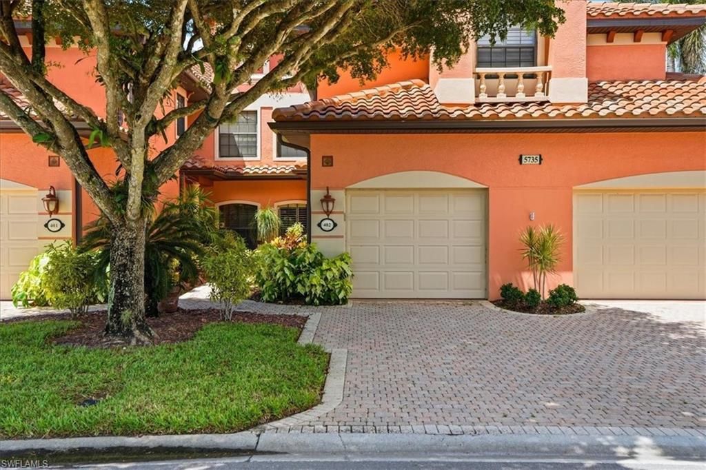 5735 Grande Reserve Way 402, NAPLES