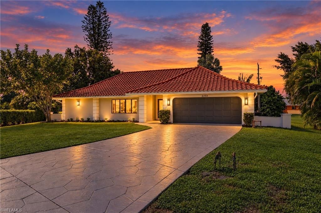 2353 Abbey Ct, NAPLES
