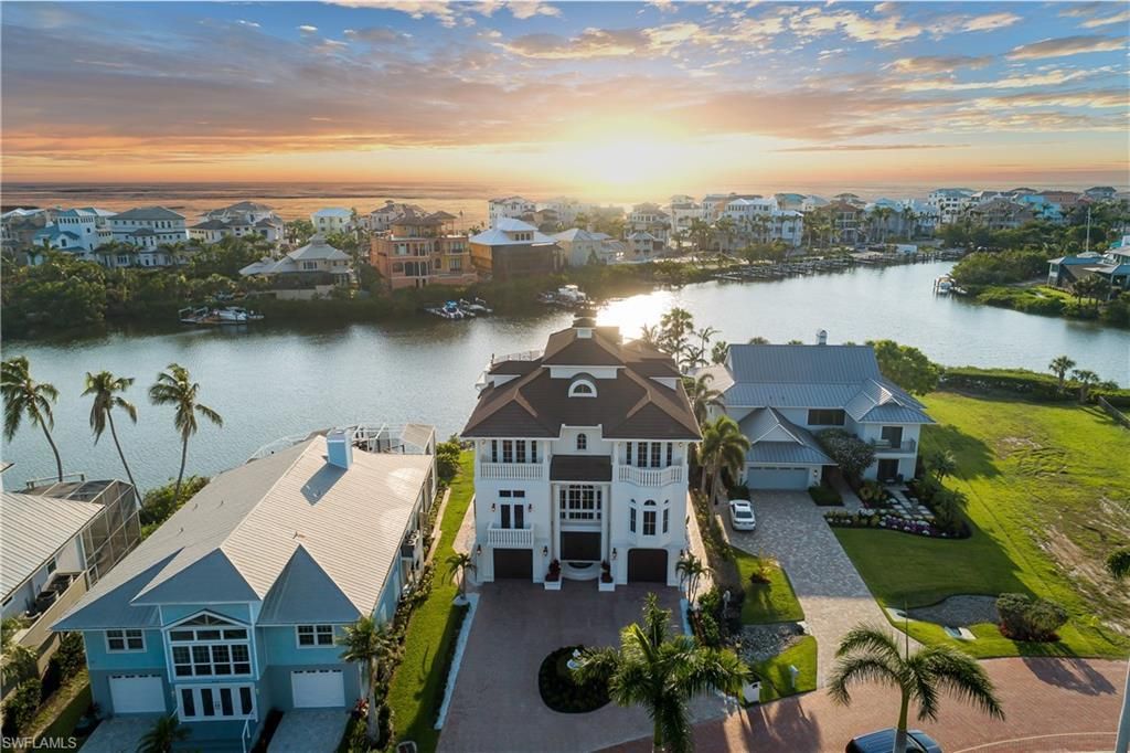 217 Bayfront Dr, BONITA SPRINGS