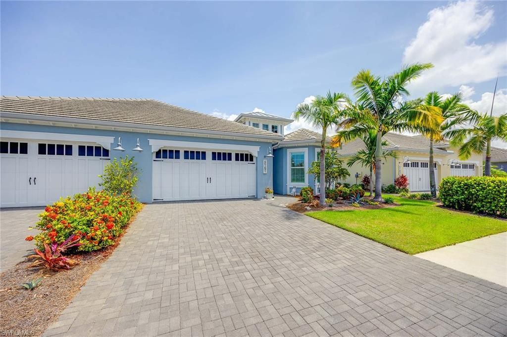 5767 Highbourne Dr, NAPLES
