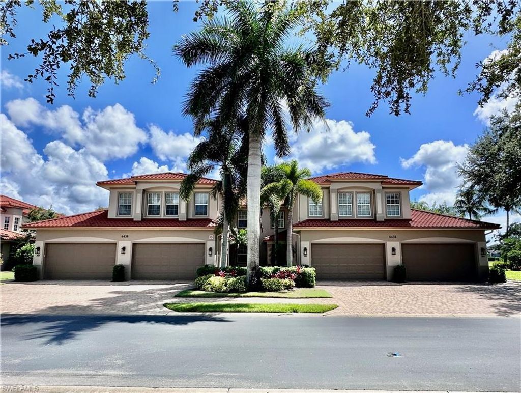 6438 Legacy Cir 304, NAPLES