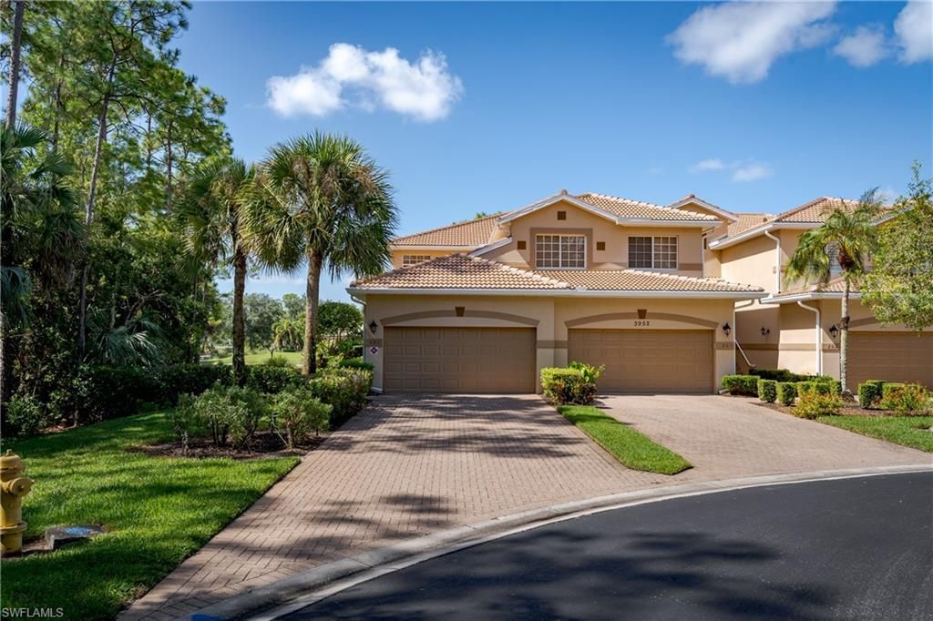 3952 Forest Glen Blvd 101, NAPLES