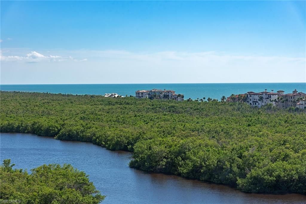 8990 Bay Colony Dr 1002, NAPLES