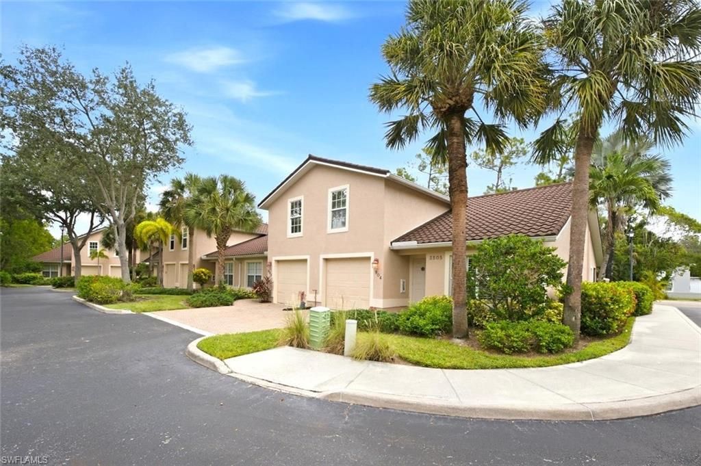3505 Avion Woods Ct 904, NAPLES