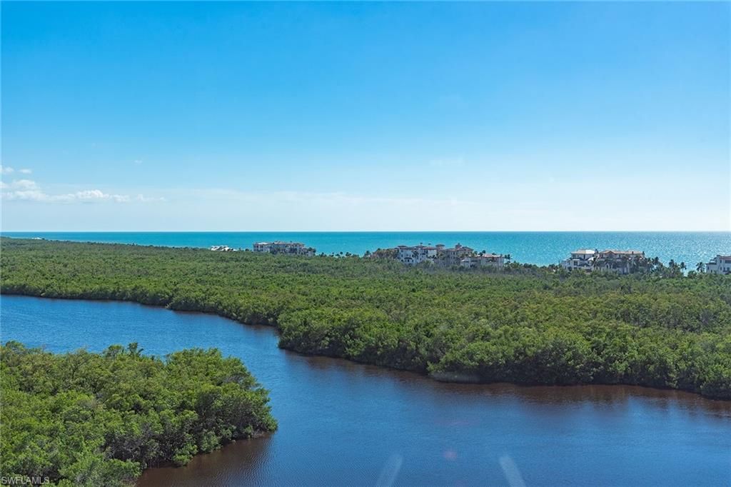 8990 Bay Colony Dr 1101, NAPLES