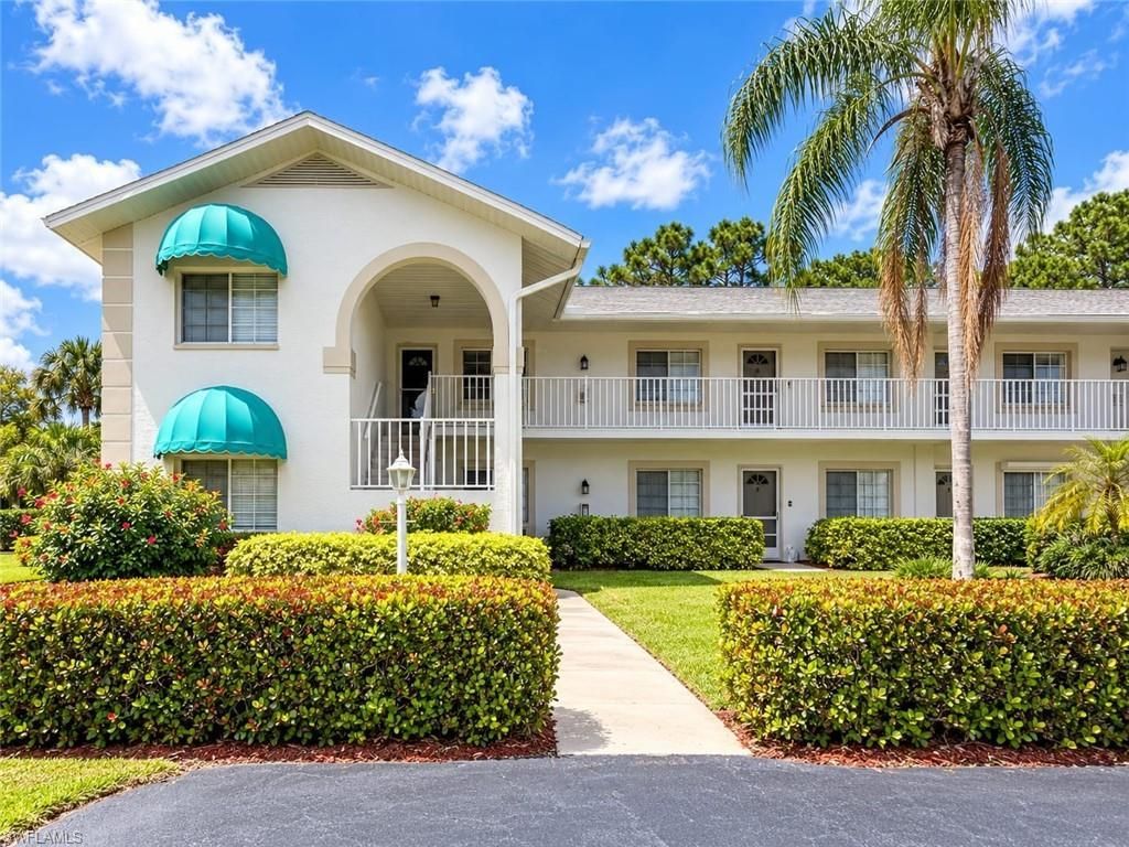281 Gabriel Cir 6, Naples