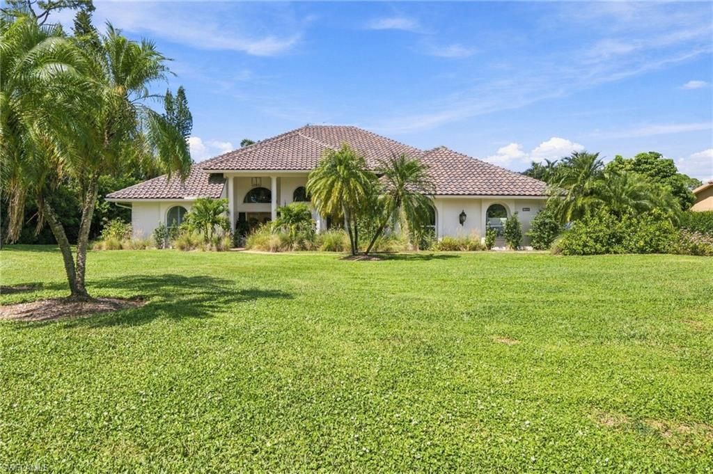 1936 Empress Ct, NAPLES