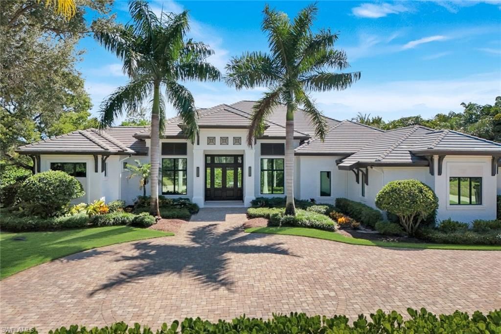 112 Hickory Rd, NAPLES