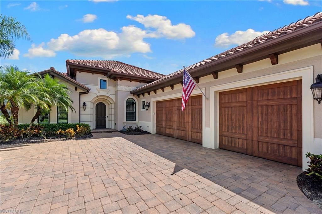 6324 Serano Way, NAPLES
