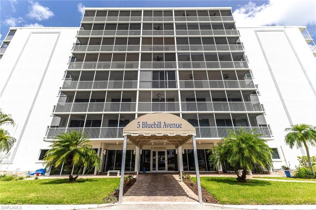 5 Bluebill Ave 105, NAPLES