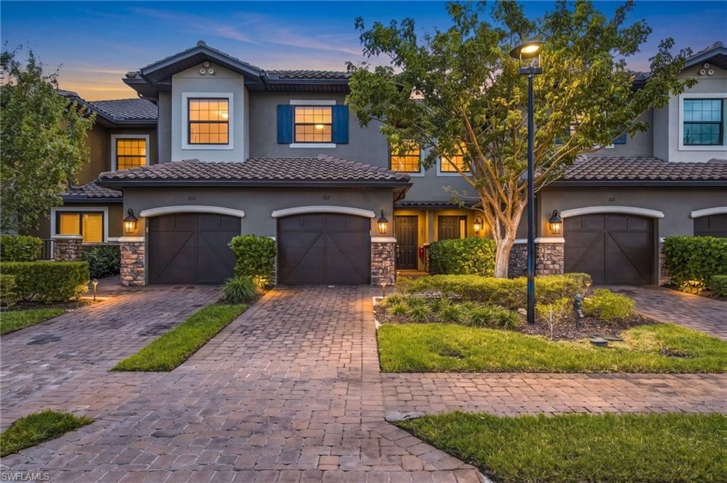 15249 Zeno Way 102, NAPLES