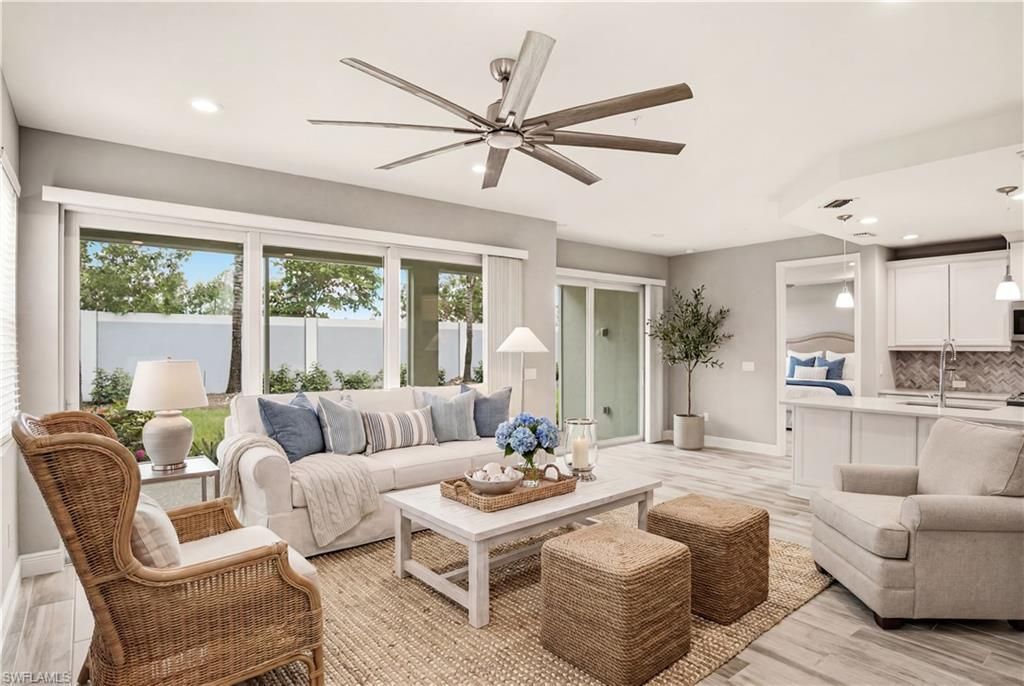 2664 Seychelles Cir 2401, NAPLES