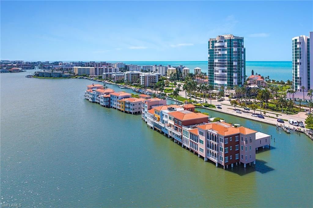4000 Gulf Shore Blvd N 2700, NAPLES