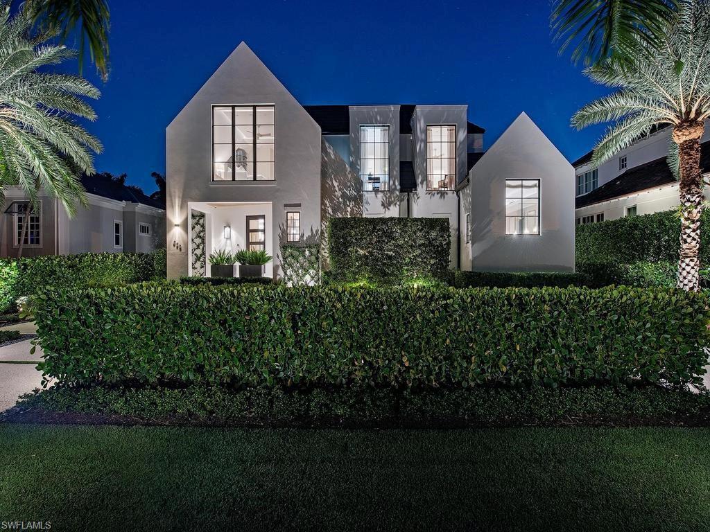 636 13th Ave S, NAPLES Property Listing: MLS® #226036618