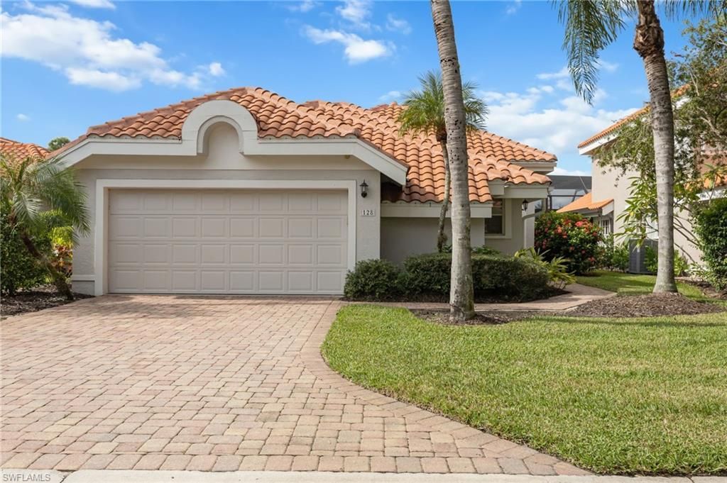 128 Napa Ridge Way, NAPLES