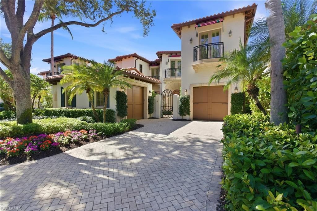 1363 Noble Heron Way, NAPLES