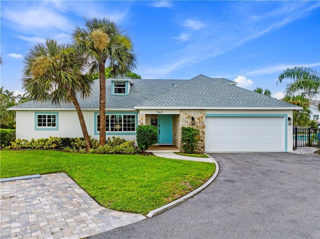 541 94th Ave N, NAPLES