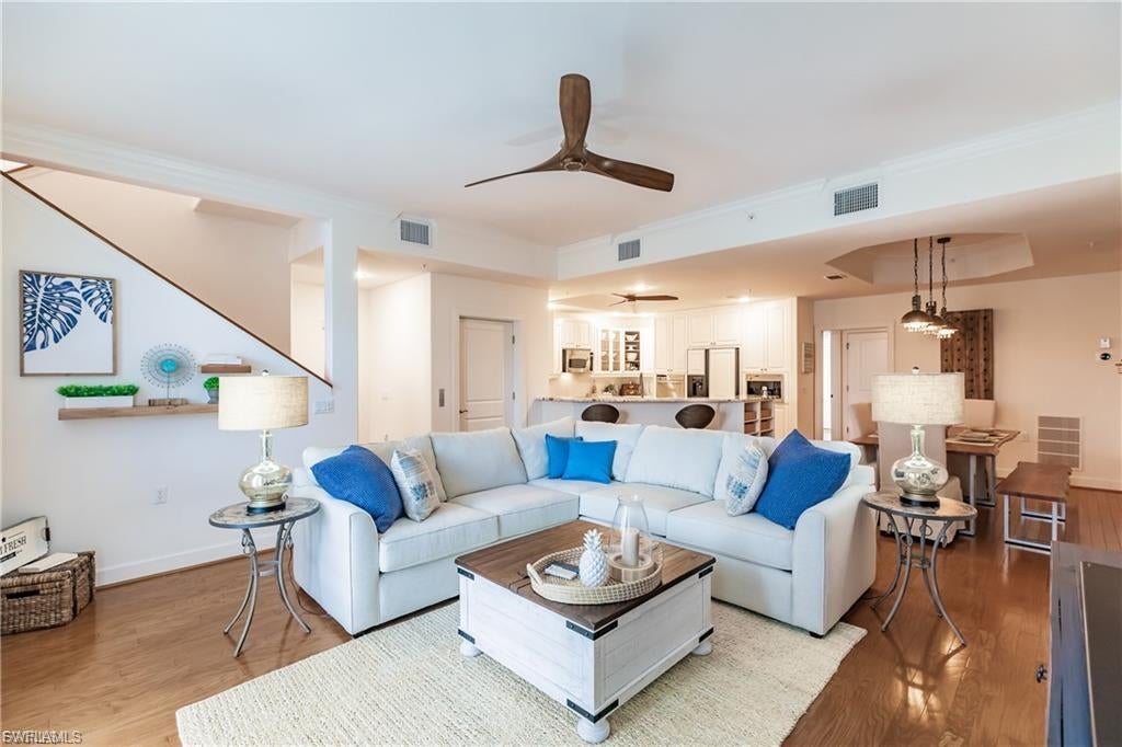 572 11th Ave S 2, NAPLES