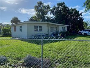 1341 Gardenia Ave, FORT MYERS