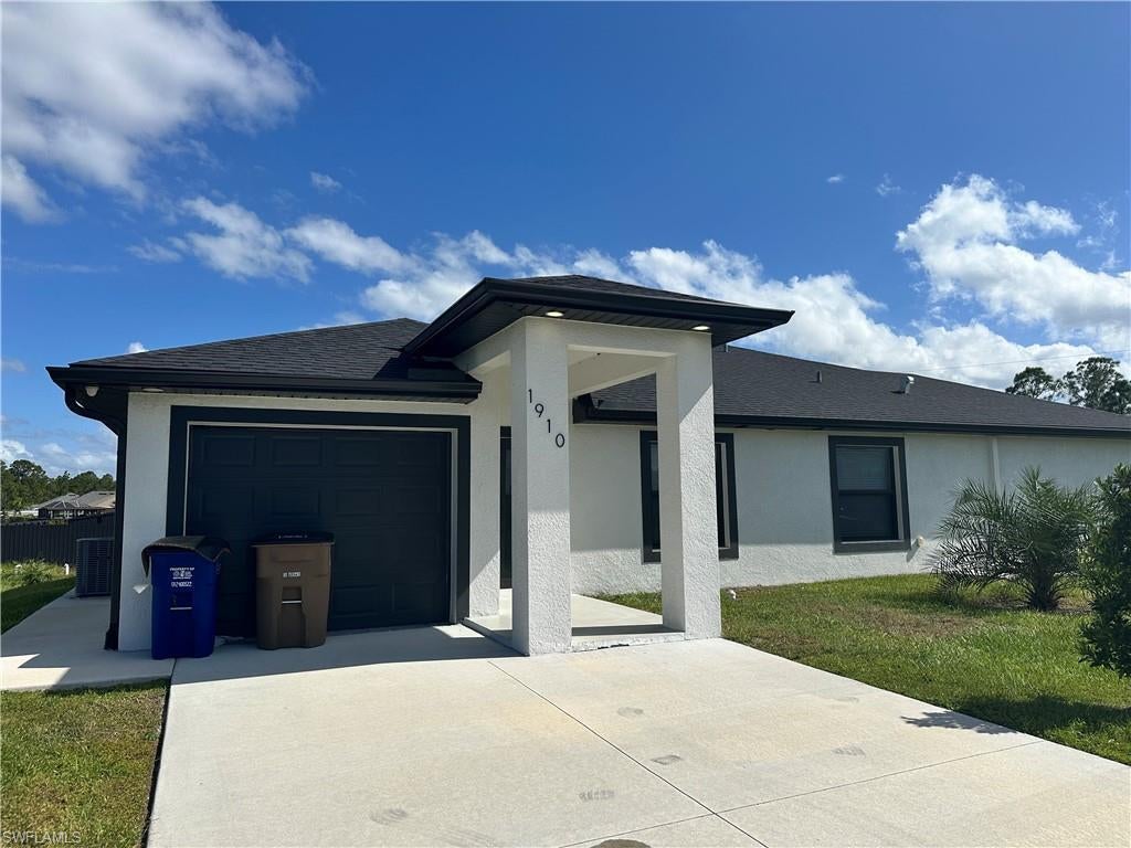 1910 Richmond Ave N, LEHIGH ACRES