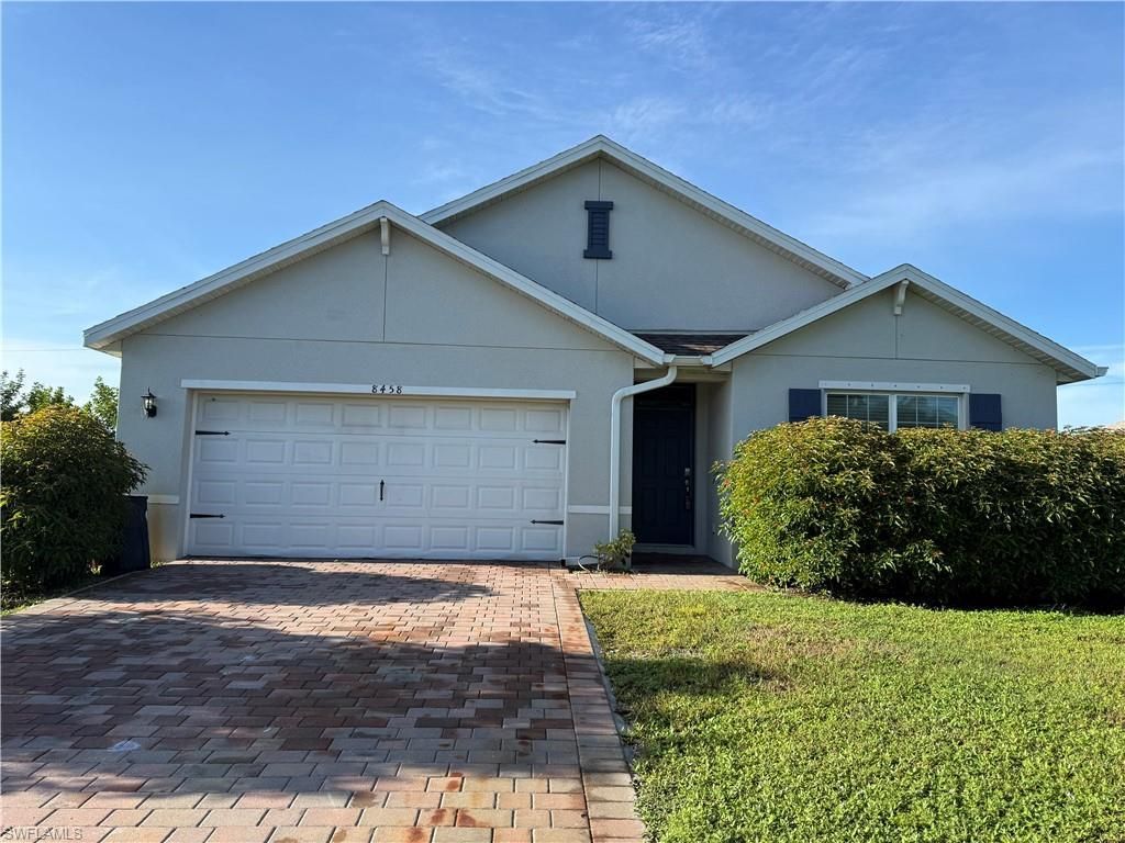 8458 Blackberry Rd, FORT MYERS