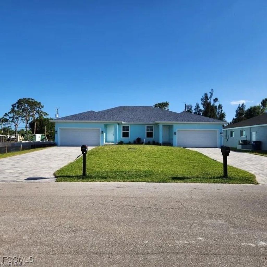 5651 Genesee Pkwy 5651, BOKEELIA
