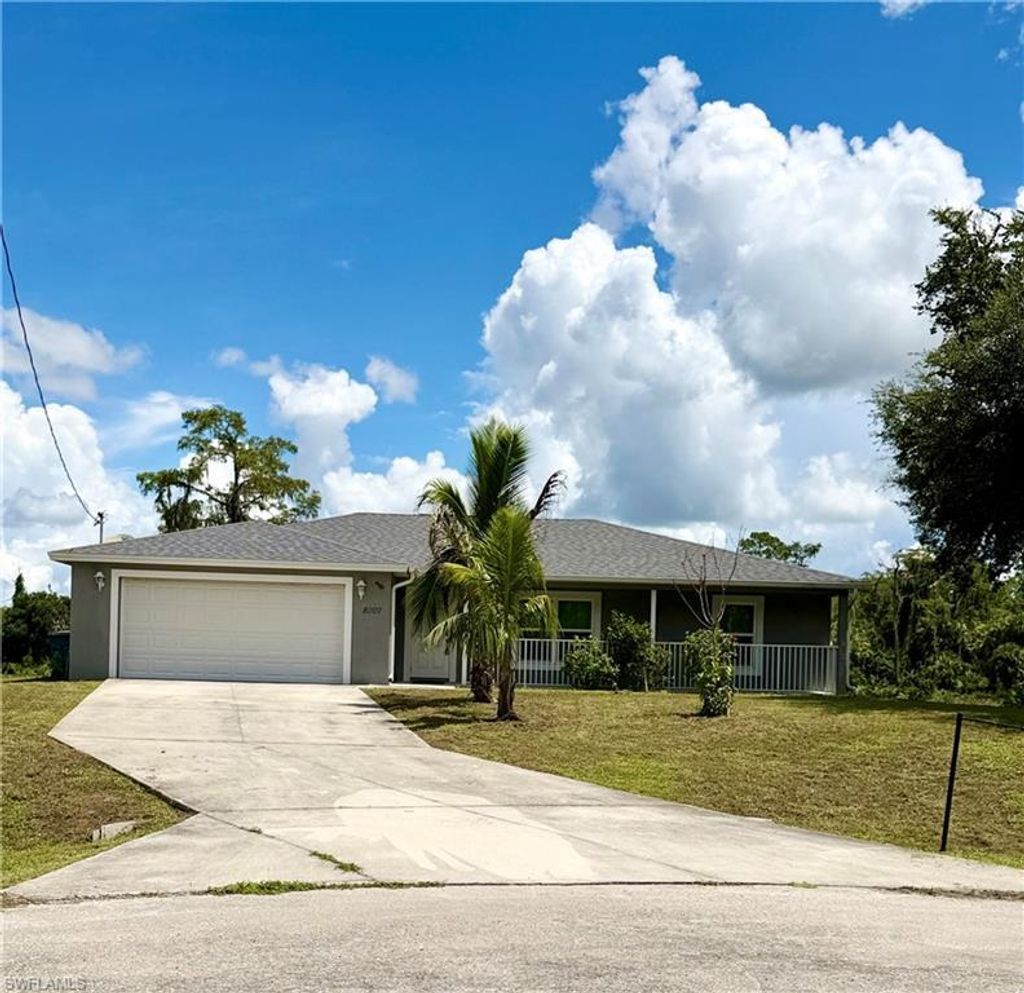 8007 Royal Ct, LABELLE