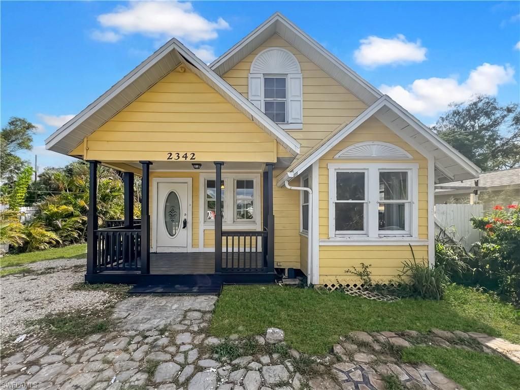 2342 Stella St, FORT MYERS
