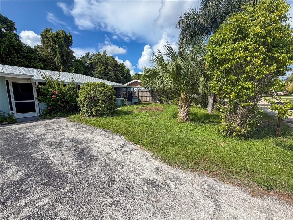1034 Southdale Rd, FORT MYERS
