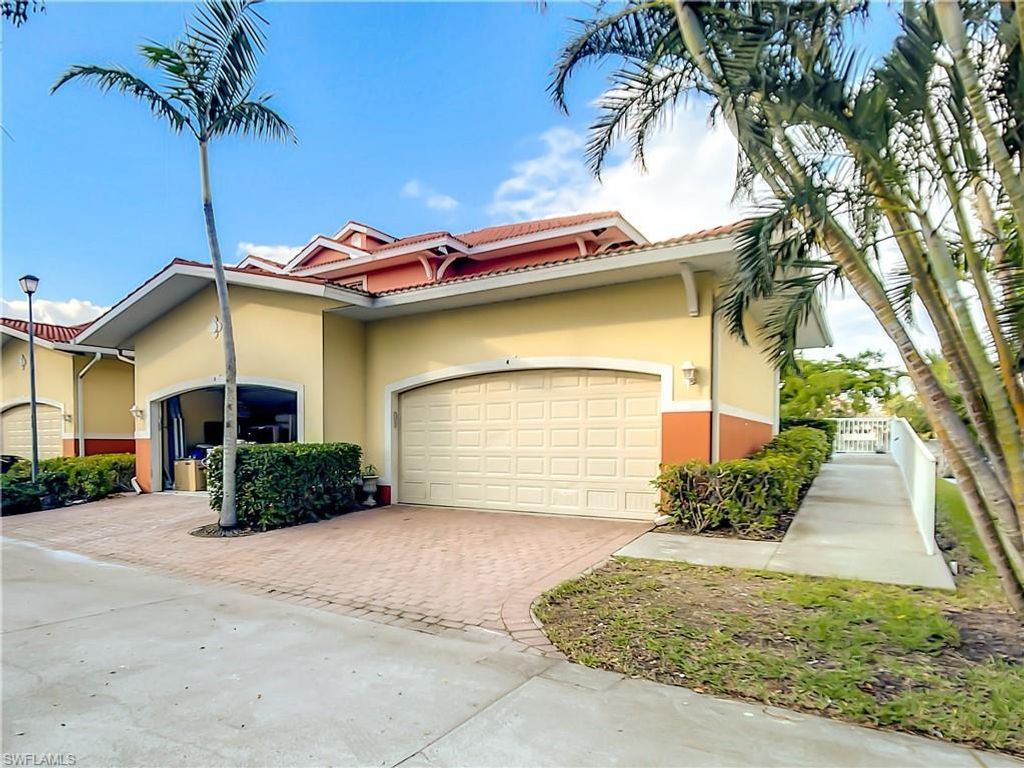 5430 Park Rd 4, FORT MYERS