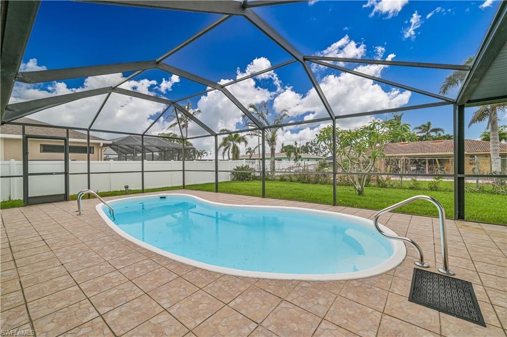 634 Se 32nd St, CAPE CORAL