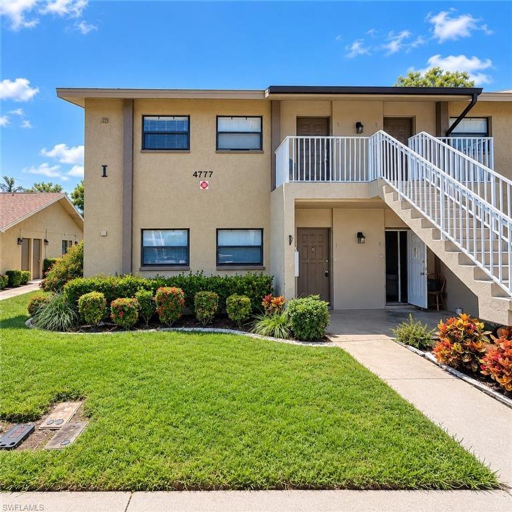 4777 Orange Grove Blvd 1, NORTH FORT MYERS