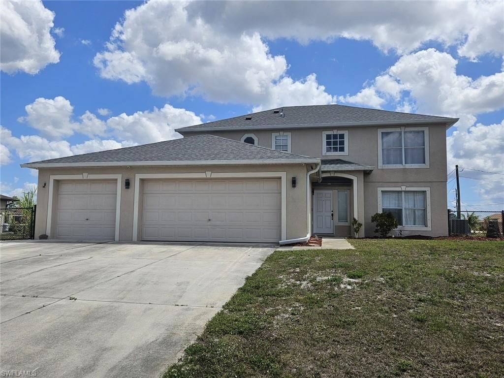 2412 King Ave N, LEHIGH ACRES
